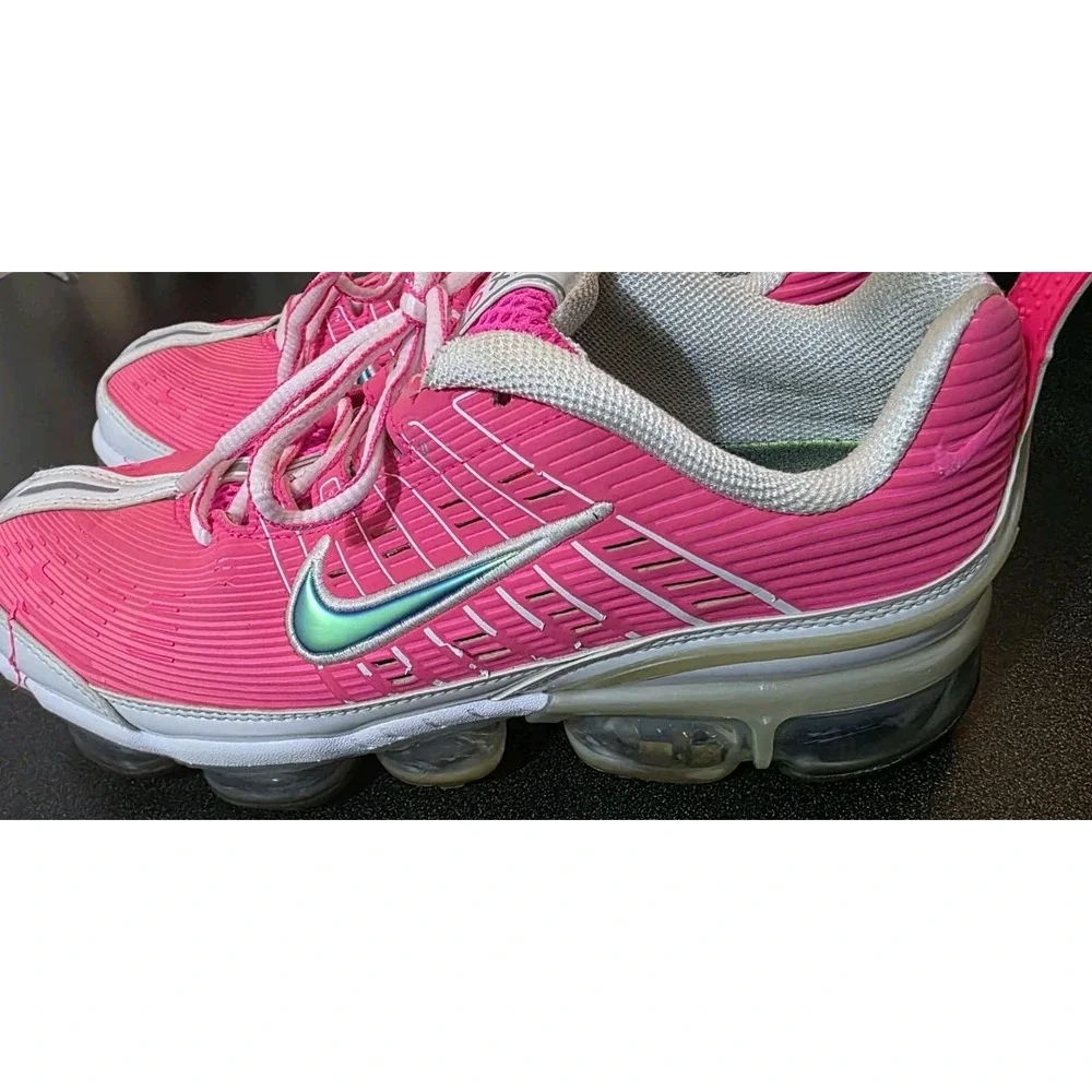 Nike Air Vapormax 360 Hyper Pink Black White CK9670-600 Women 10.5 Run Train EUC